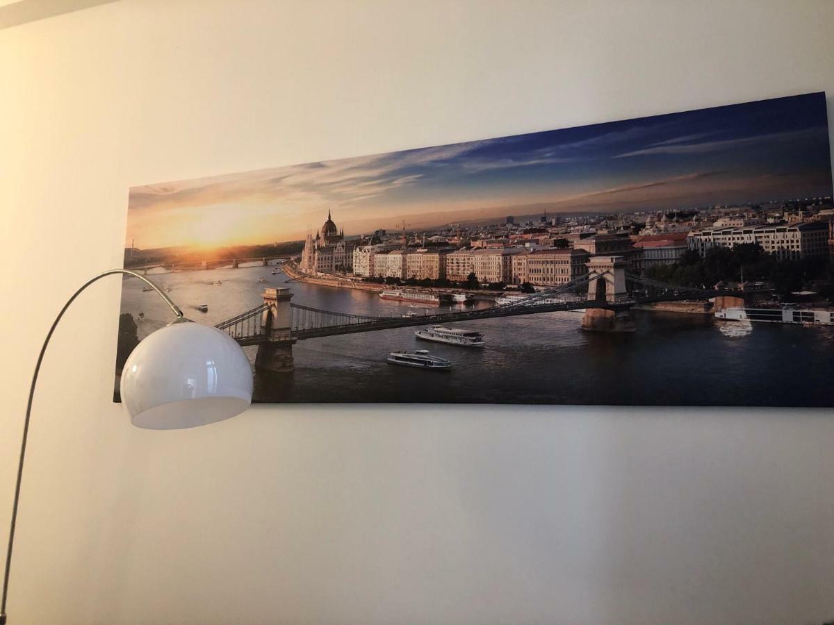 City Corso Apartman Budapest Eksteriør billede